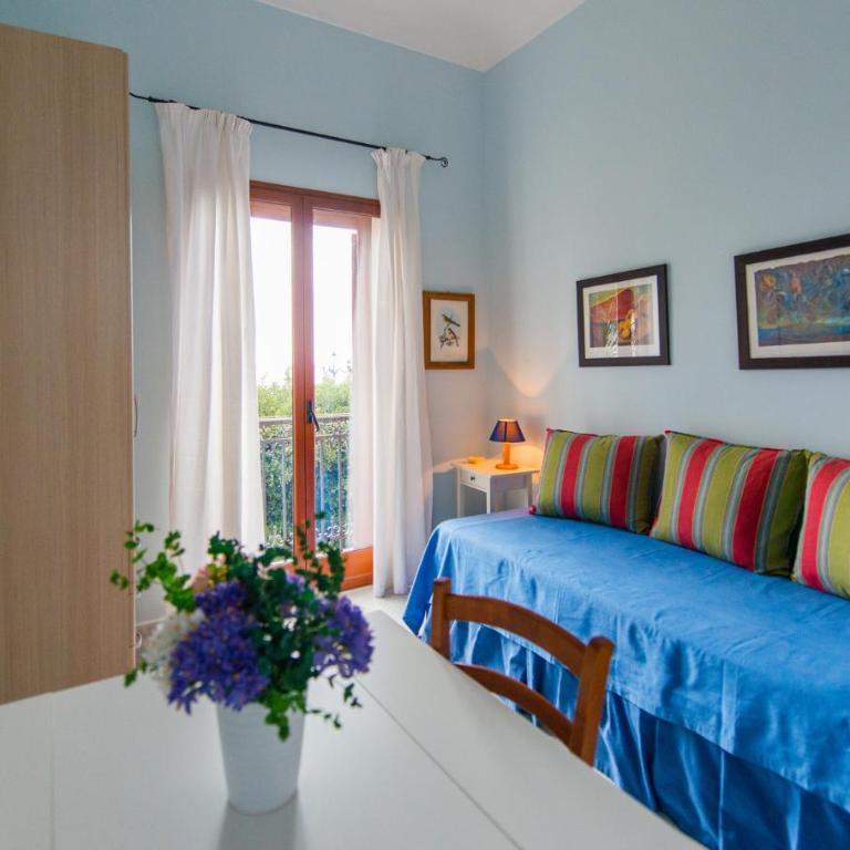 Casa La Serissa - One-Bedroom Apartment with Sea View - 3