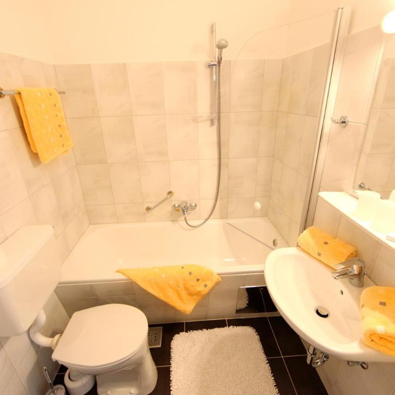Comfort Hotel Garni Landhaus Gitti - Superior Doppelzimmer - 4