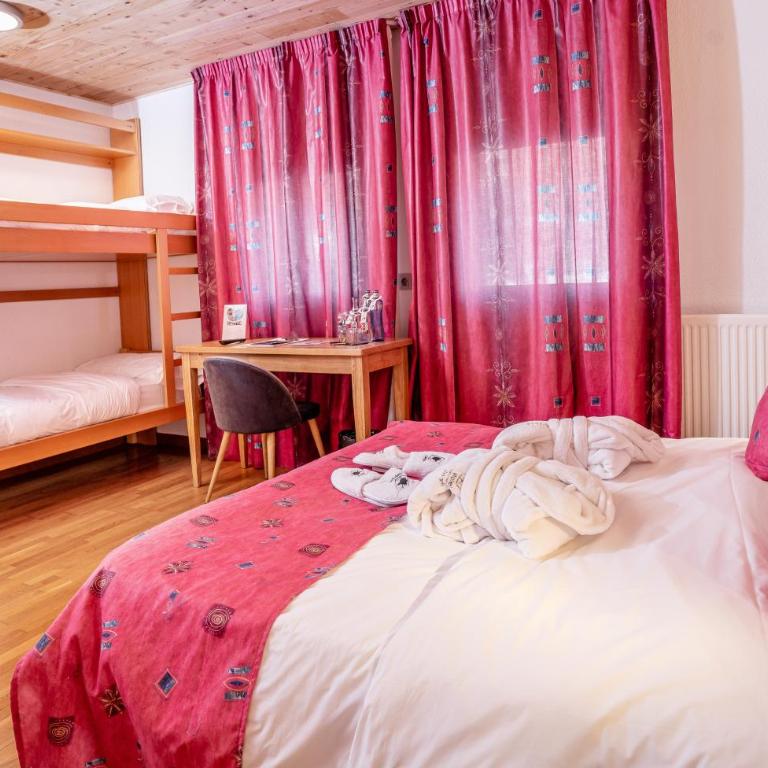 Hotel & SPA Llop Gris - Habitación Familiar (2 adultos y 2 niños) - 3