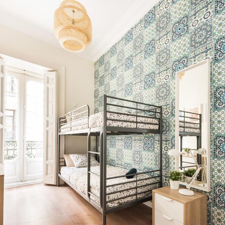 Apartamento en Puerta del Sol - Three-Bedroom Apartment - 3