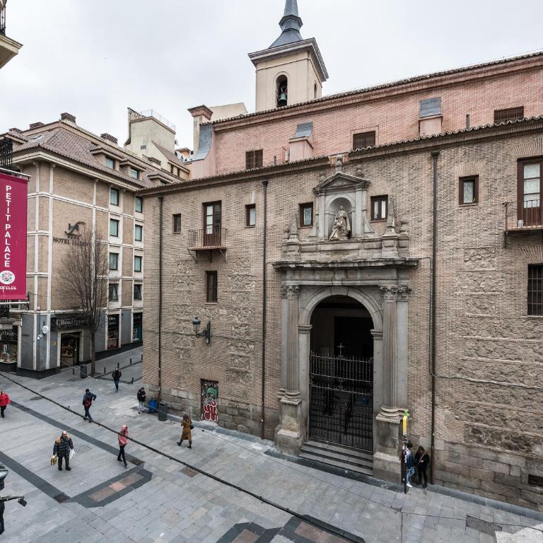 Apartamento en Puerta del Sol - Three-Bedroom Apartment - 31
