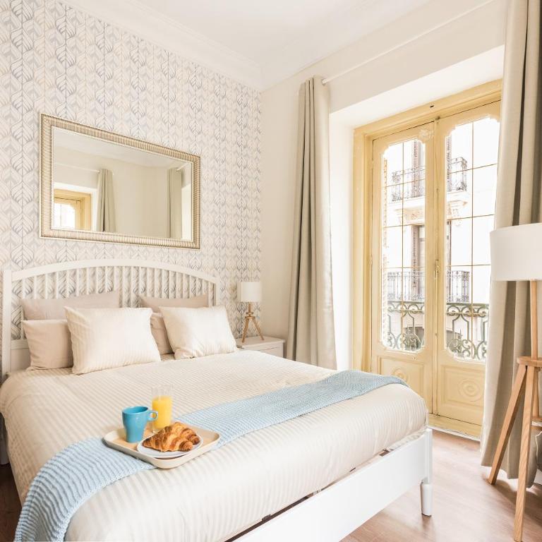 Apartamento en Puerta del Sol - Three-Bedroom Apartment - 9