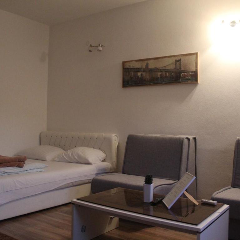 Apartments Aldi - Apartment - Ground Floor - 13