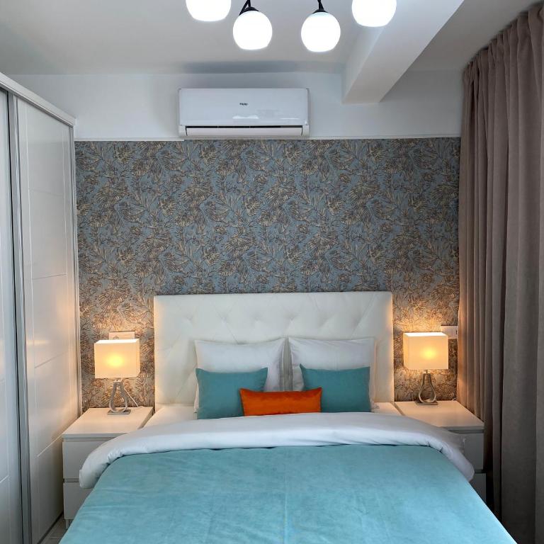 Plaza Madrid Central - Two-Bedroom Deluxe Apartment - 5