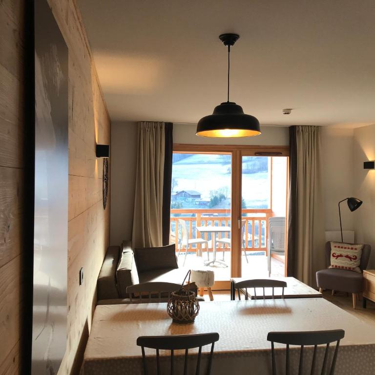 Luxury 2 Bedroom Apartment with view of Mont Blanc - Appartement avec Vue sur la Montagne - 4