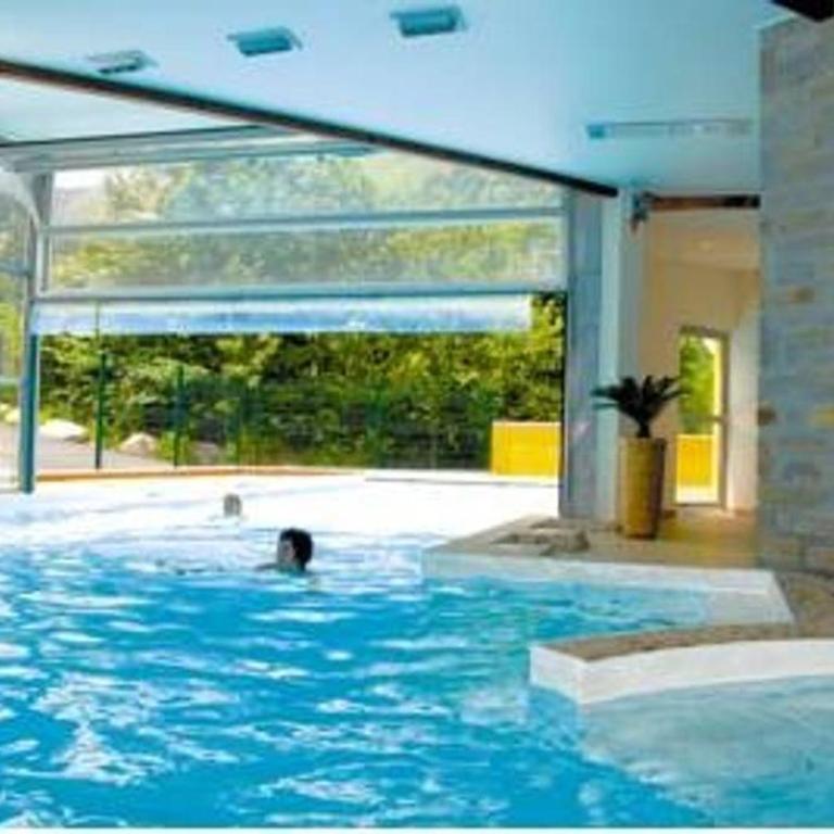 T2 RESIDENCE 3 ETOILES Piscine chauffée Sauna Hammam - Appartement - 4