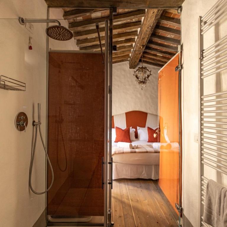 Podere Fontanino - Deluxe Double Room with Extra Bed - 1