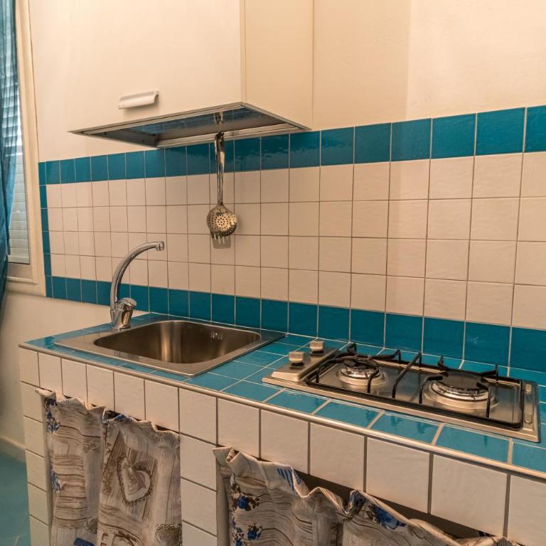 Il palazzetto di Mirko e Marys - Appartamento con 3 Camere da Letto - 6