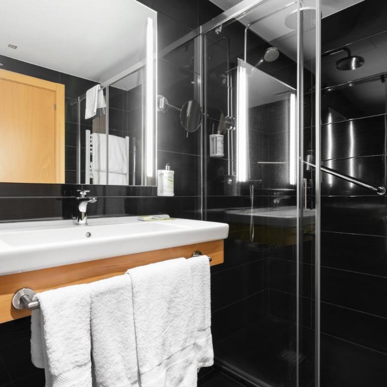 Eurostars Blue Coruña - Habitación Doble Estándar - 1 o 2 camas - 5