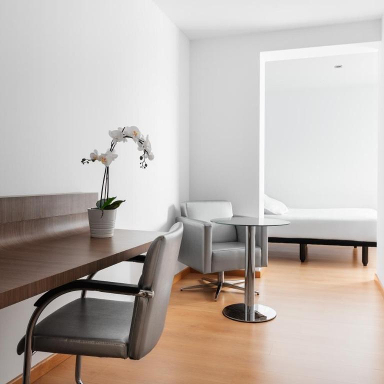 Eurostars Blue Coruña - Habitación Doble Estándar - 1 o 2 camas - 4