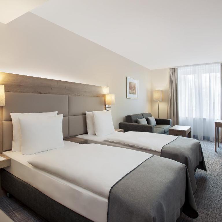 Holiday Inn Nürnberg City Centre by IHG - Superior Zweibettzimmer - 4