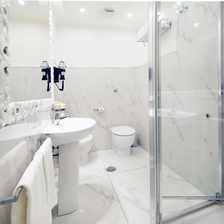La Maisonnette Tritone Trevi Apartment Rome - Two-Bedroom Apartment - 49