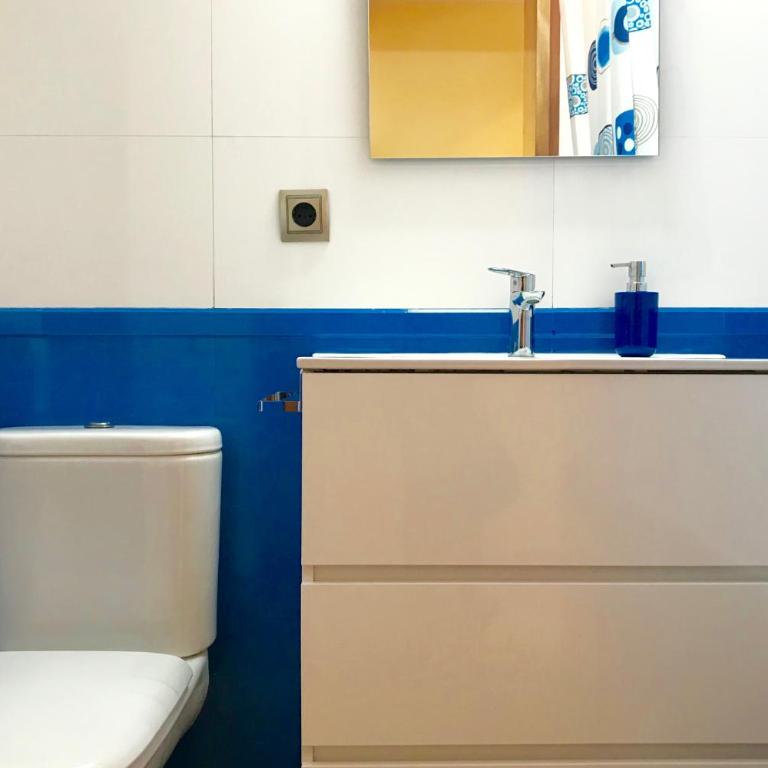 Meddays Apartamento la Caleta Ático - Apartamento de 2 dormitorios - 25