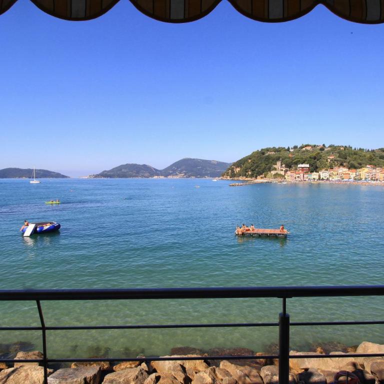 Hotel San Terenzo - Camera Matrimoniale con Vista Mare (1 Adulto) - 1