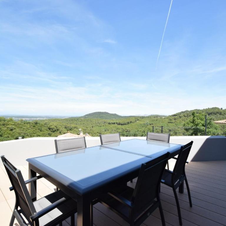 Casa Lou, architect villa with heated pool at Begur, 470m2 - Villa con piscina privada - 18
