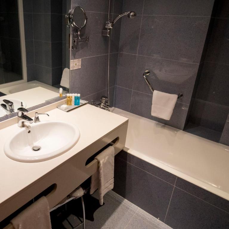 Font D'Argent Pas de la Casa - Habitación Triple (2 adultos + 1 niño) - 3