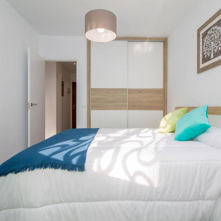 Santa Amalia 18 by IVI Real Estate - One-Bedroom Apartment - 13
