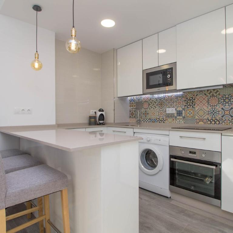 Santa Amalia 18 by IVI Real Estate - One-Bedroom Apartment - 7