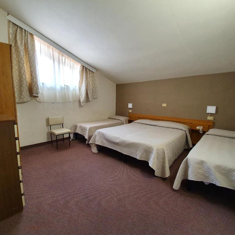 Hotel Giovanna - Chambre Quadruple - Annexe - 3
