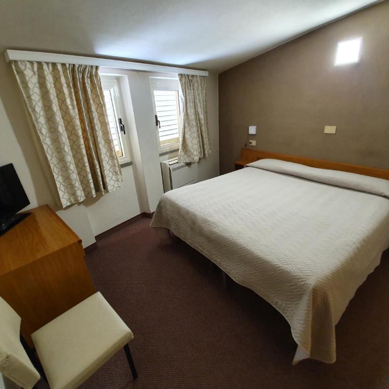 Hotel Giovanna - Chambre Quadruple - Annexe - 2