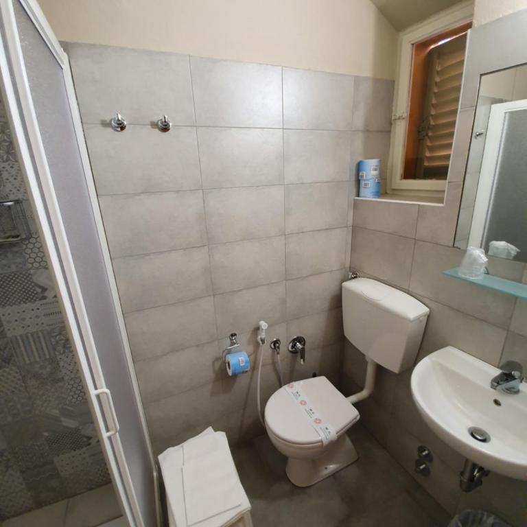 Hotel Giovanna - Chambre Simple - Annexe - 1