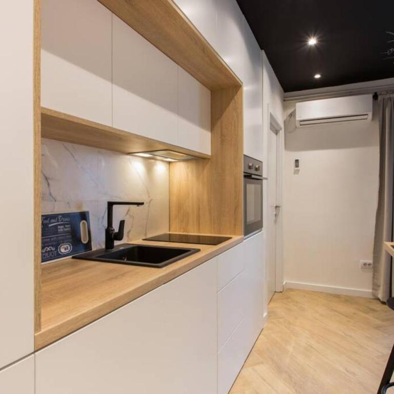 Belgrade Old Town Apartment - Two-Bedroom Apartment - 10