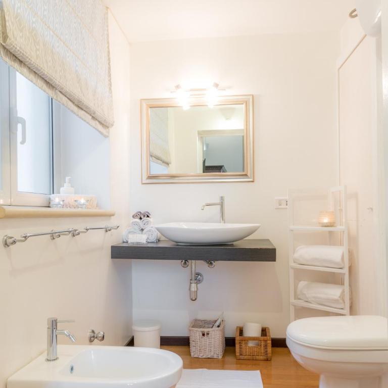 B&B Villa I 2 Leoni - Camera Quadrupla Classic - 9
