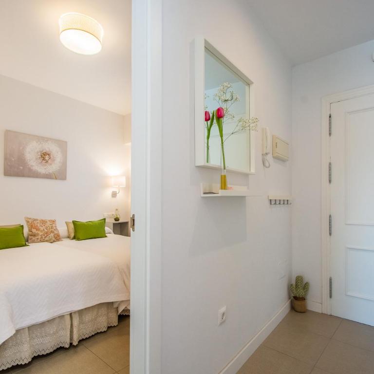 Divina Home Pool side Apartment - Apartamento Estándar - 12