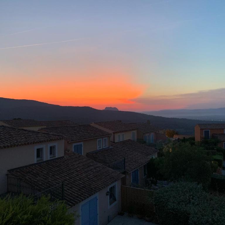 Appartement 12 - Golf de Roquebrune - Vue mer imprenable ! - Appartement - Vue sur Mer - 44