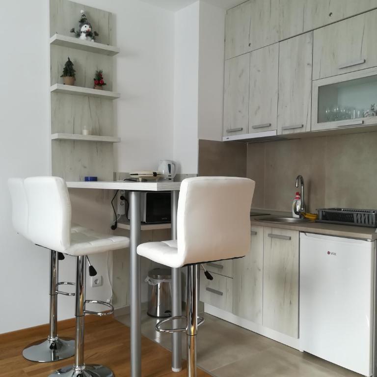 Vila Irina - Studio 15 lux - One-Bedroom Apartment - 2