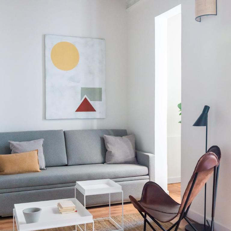 Diagonal Apartments by Olala Homes - Two-Bedroom Apartment - 18