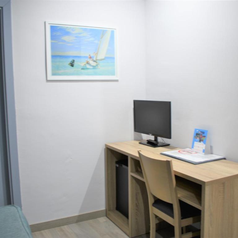 Ramblas Hotel - Economic interior Double or Twin room - 8