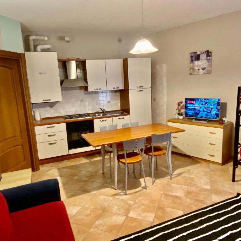 Casa Fer La Morra - Appartamento con 1 Camera da Letto - 3