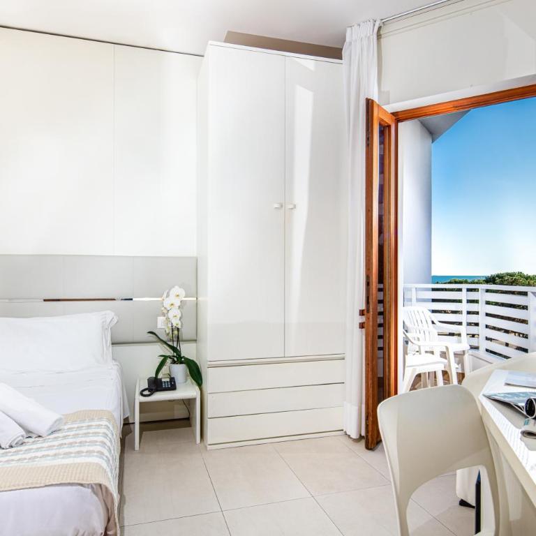 Hotel Bristol - Camera Singola Comfort con Balcone - 3
