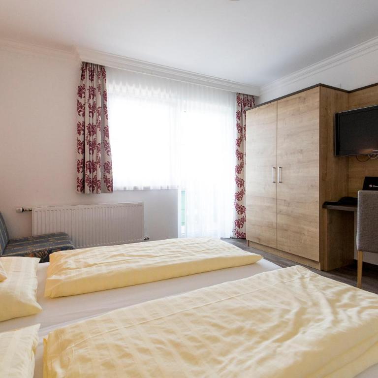 Hotel-Restaurant Planaihof - Doppelzimmer mit Balkon - 6