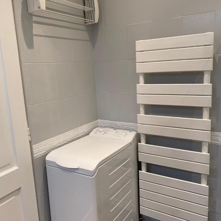 Chic and Cosy apartment GV Port Garibaldi - Appartement 2 Chambres - 16