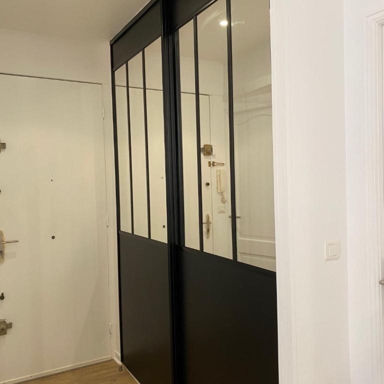 Chic and Cosy apartment GV Port Garibaldi - Appartement 2 Chambres - 17