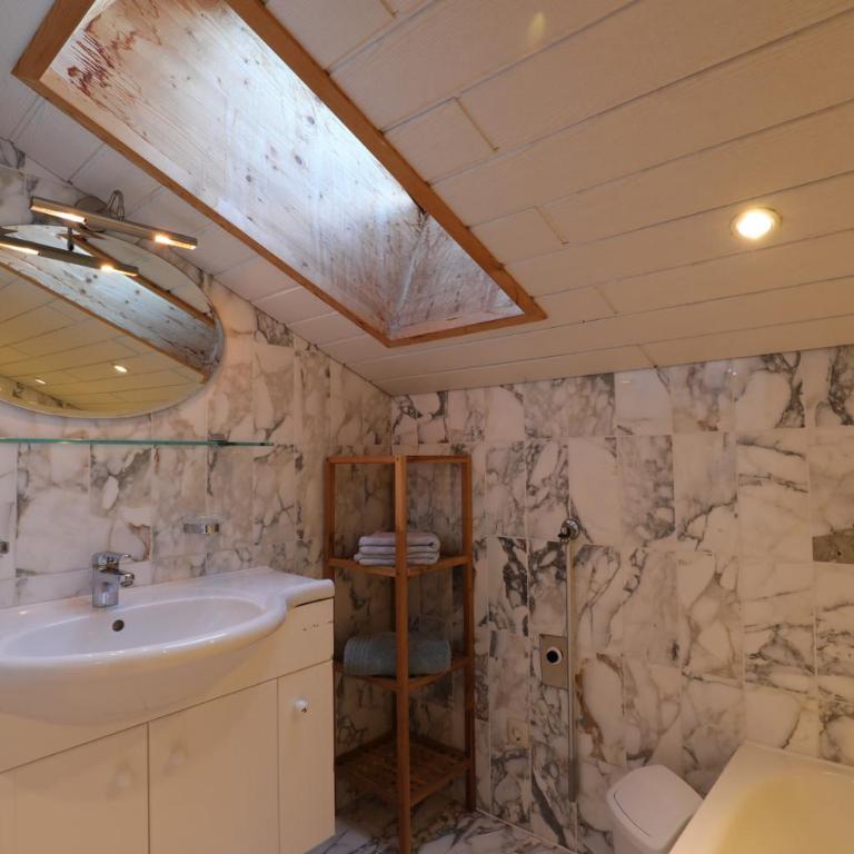 Kasperbauer - Apartment mit 3 Schlafzimmern und Balkon - 8