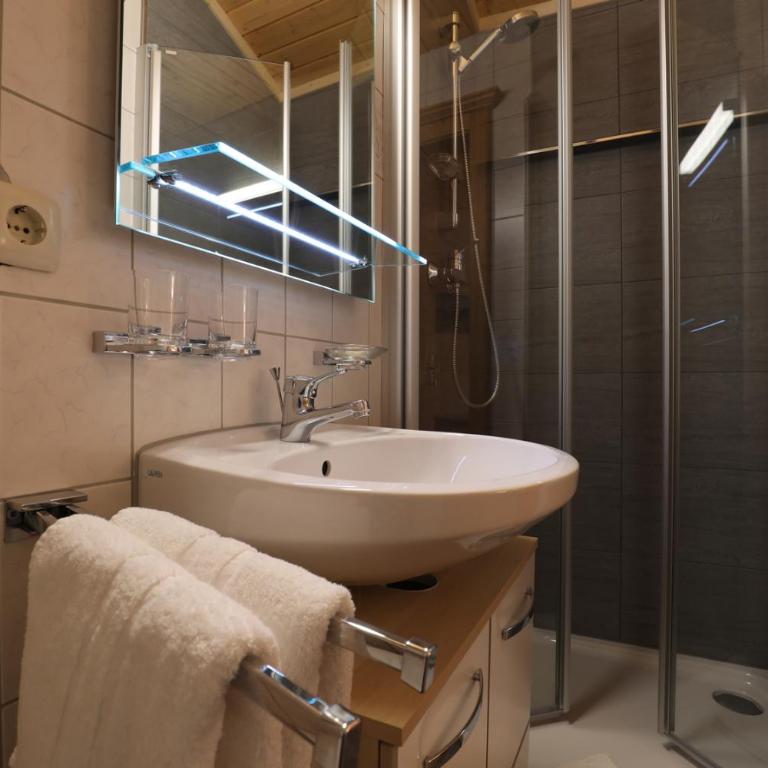 Kasperbauer - Apartment mit 3 Schlafzimmern und Balkon - 10