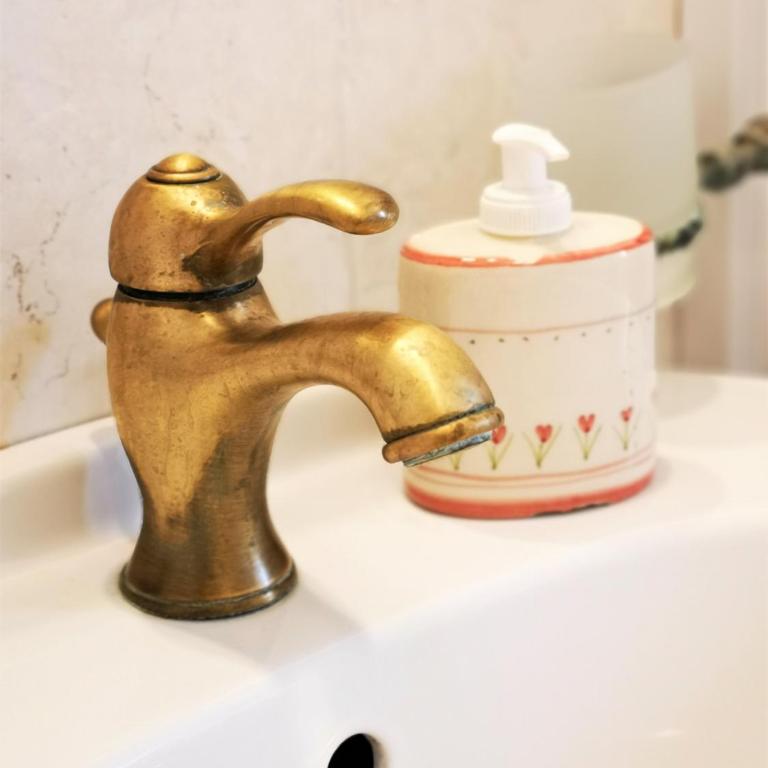 Archetto Bianco - Camera Matrimoniale con Bagno Privato - 5