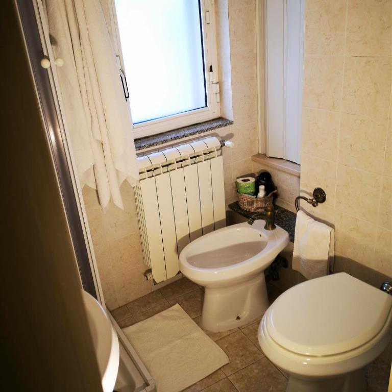 Archetto Bianco - Camera Matrimoniale con Bagno Privato - 8