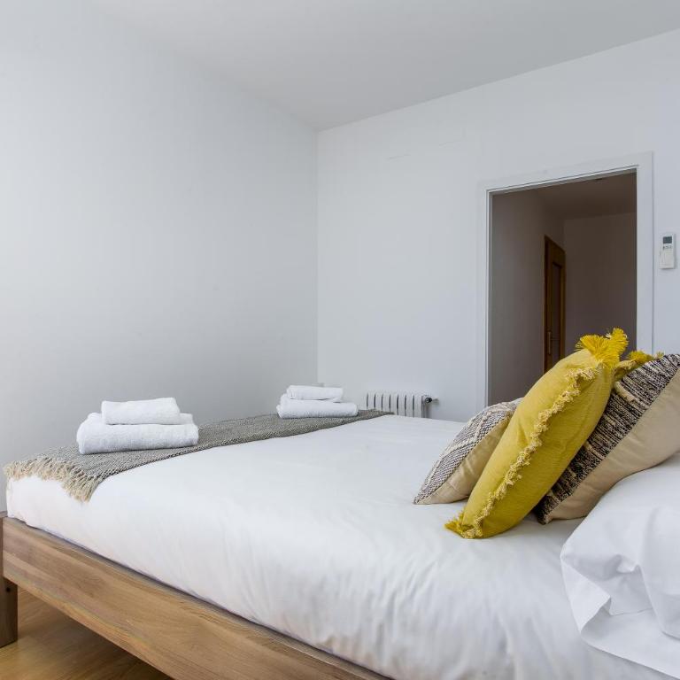 Lodging Apartments Beach Apartment Villa Olimpica - Apartment with Sea View - 33