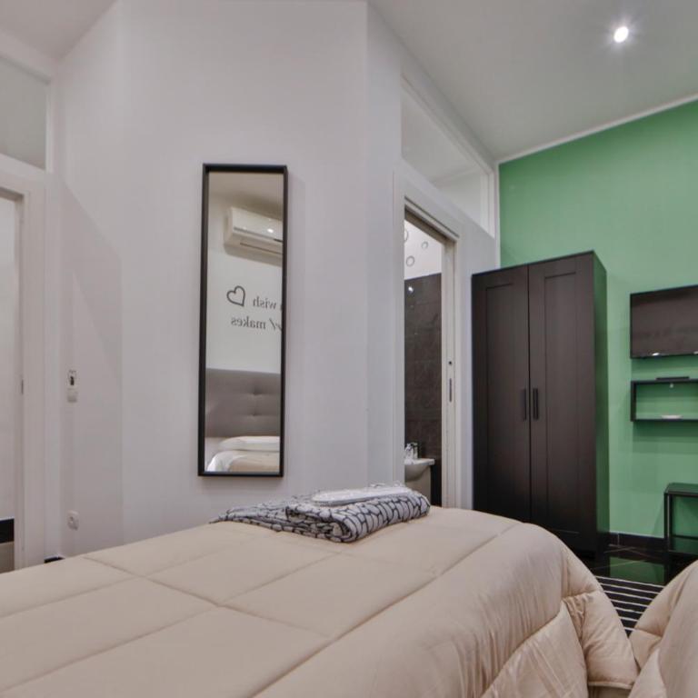 Residenza Napoli Centrale - Appartamento con 2 Camere da Letto - 28