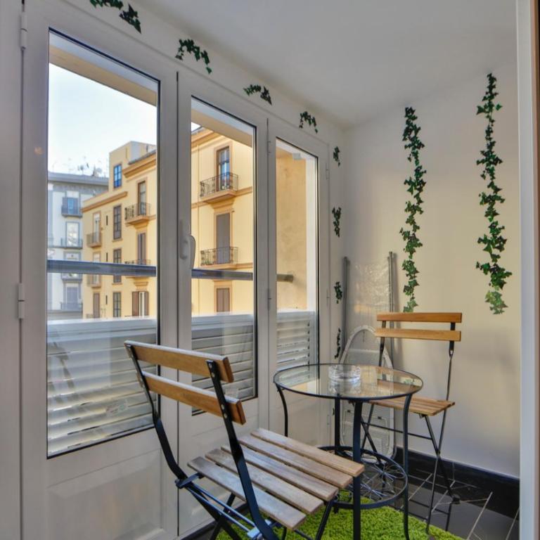 Residenza Napoli Centrale - Appartamento con 2 Camere da Letto - 45