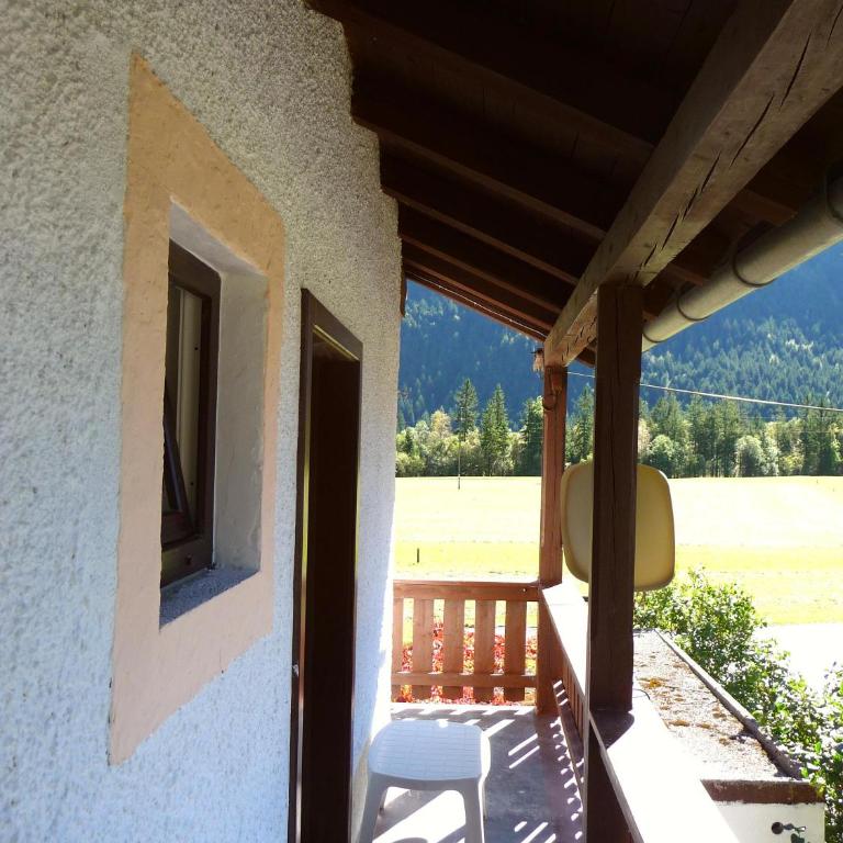 Landhaus Alpenblick - Apartment mit 3 Schlafzimmern und Balkon - 9