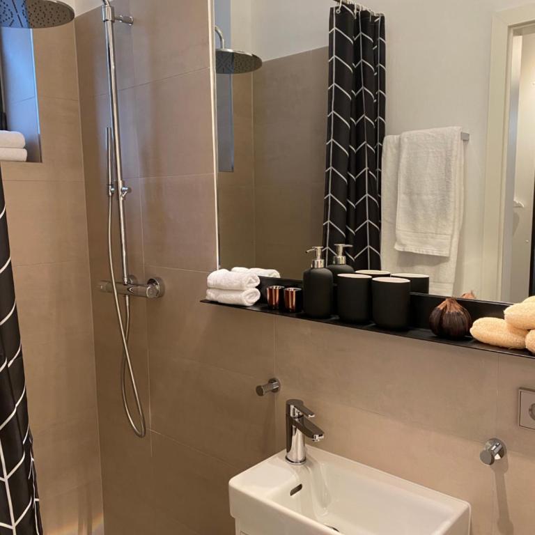 Grace-Design-Apartment - very central - Apartamento Superior - 18