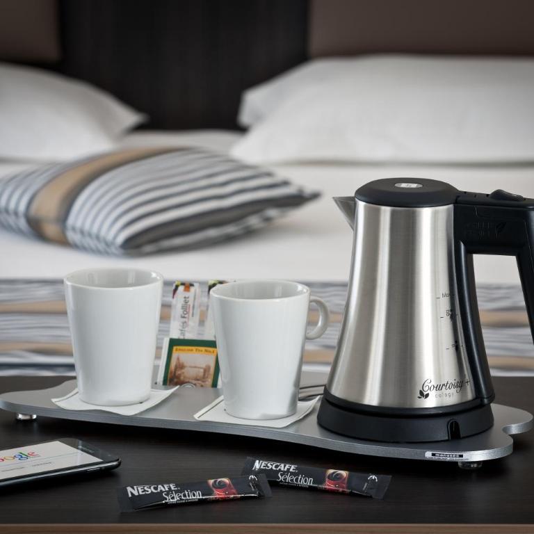 HOTEL ARVERNA VICHY - ClT'HOTEL - Chambre Double Supérieure Confort avec 1 Lit de 180 cm - 2