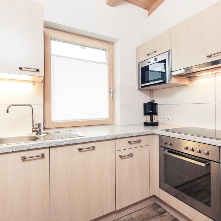 Leni Mountain Appartements - Apartment mit Terrasse - 2