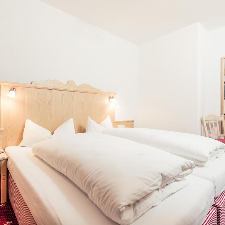 Leni Mountain Appartements - Apartment mit Balkon - 4