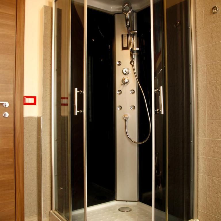 Cola di Rienzo Inn - Camera Deluxe (2 Adulti + 1 Bambino) - 6
